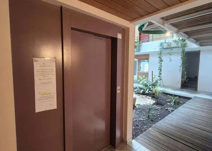 Lili, Cosy Et Elegant, Wifi, Terrasse Vue Sur Διαμέρισμα