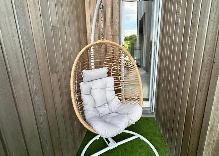 Διαμέρισμα Lili, Cosy Et Elegant, Wifi, Terrasse Vue Sur Λα Ροσέλ